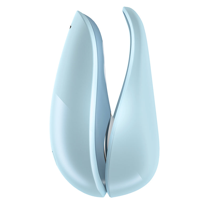 Liberty Clitoral External Vibrator | Womanizer | Sensuale.ca POWDER BLUE